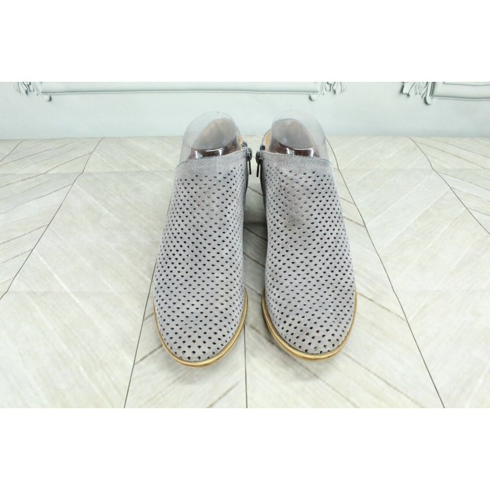 Lucky Brand Perforated Leather Gray Stacked Heel Ankle Booties 6.5 M - Picture 5 of 10
